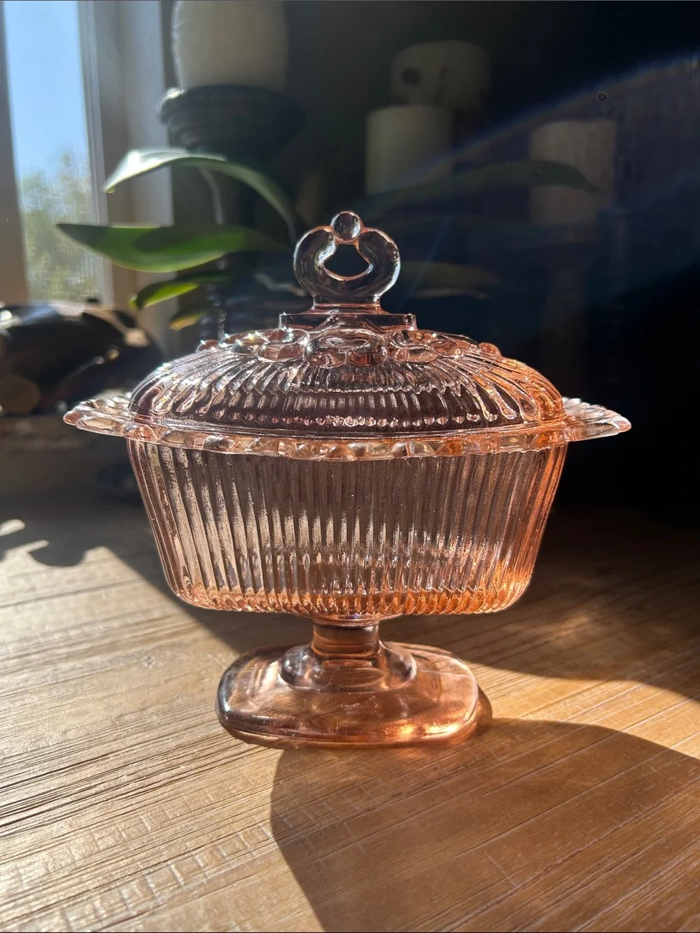 Vintage Indiana Pink Lace Edge Glass Pedestal Candy Dish